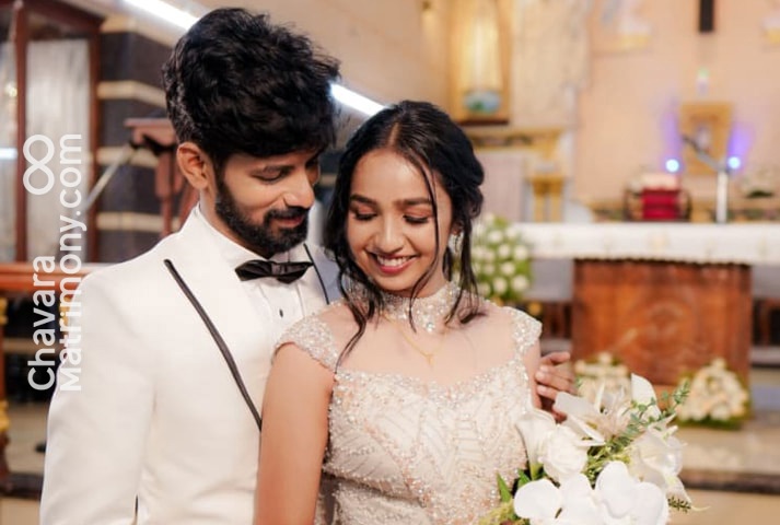 Christian wedding photo of Vinil Joel and Ashly Susan John