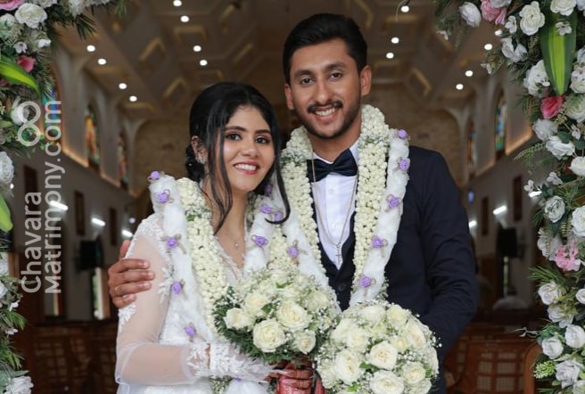 Christian wedding photo of Joseph Christin Roy and Aparna Sara Roy
